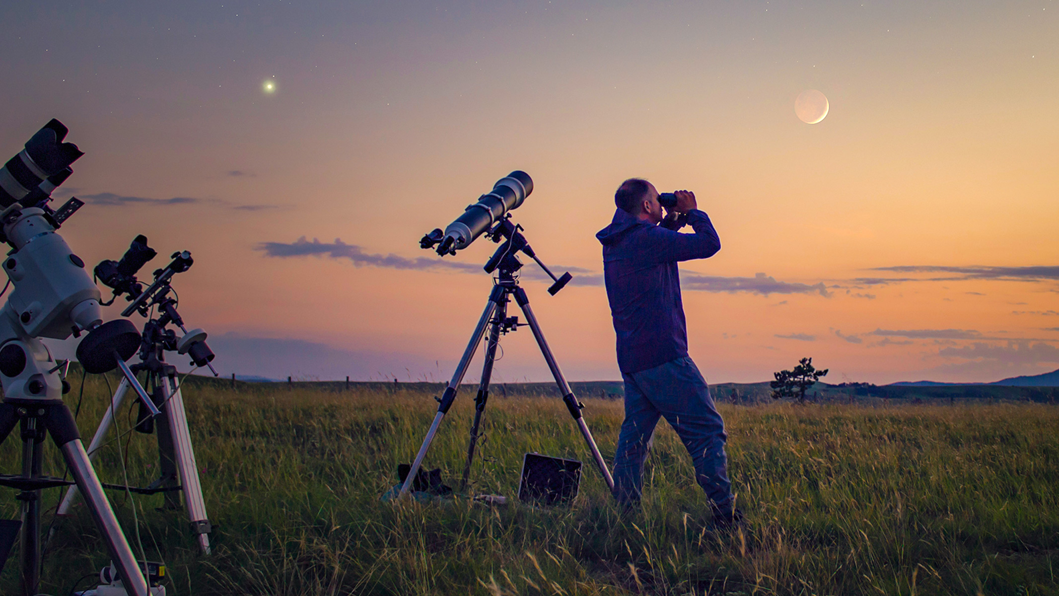 Astronomical Observation - Tracking Planetary Motion