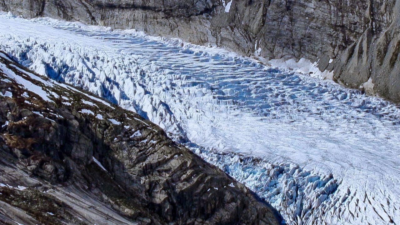 Glacier Movement Simulation Experiment for Science Fair